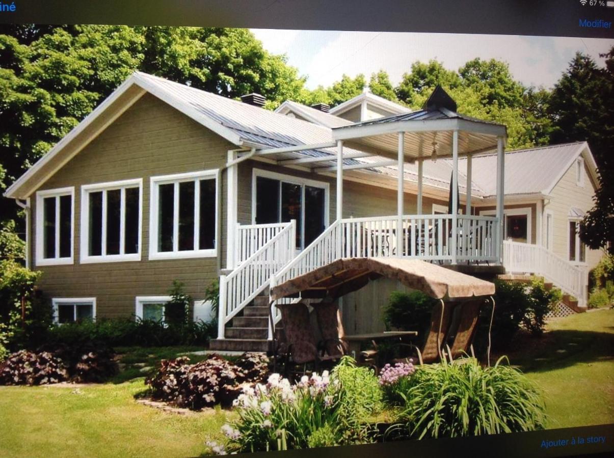 Les Saisons Du Fleuve Bed and Breakfast Lotbiniere Buitenkant foto
