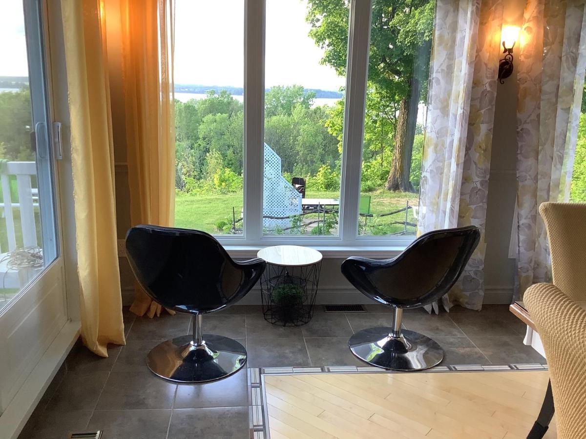 Les Saisons Du Fleuve Bed and Breakfast Lotbiniere Buitenkant foto