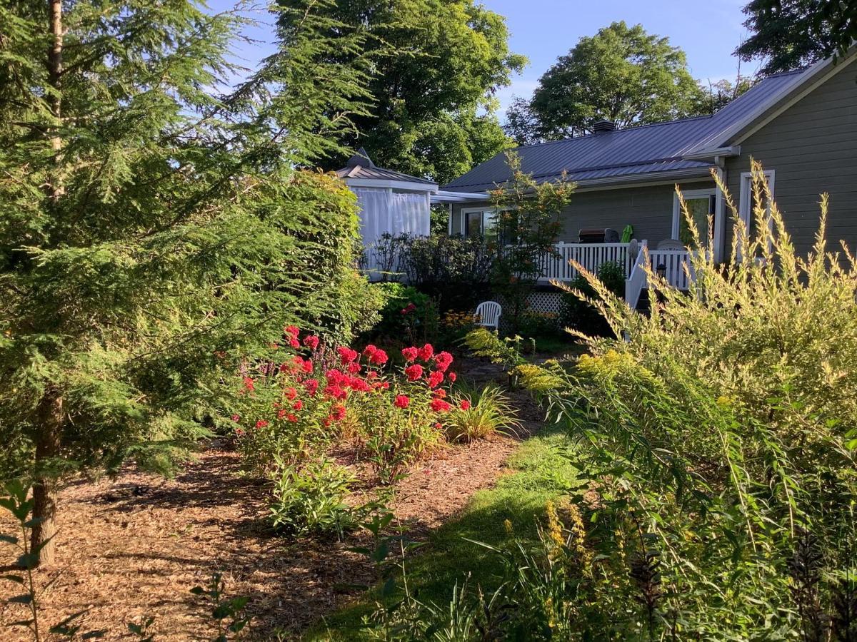 Les Saisons Du Fleuve Bed and Breakfast Lotbiniere Buitenkant foto