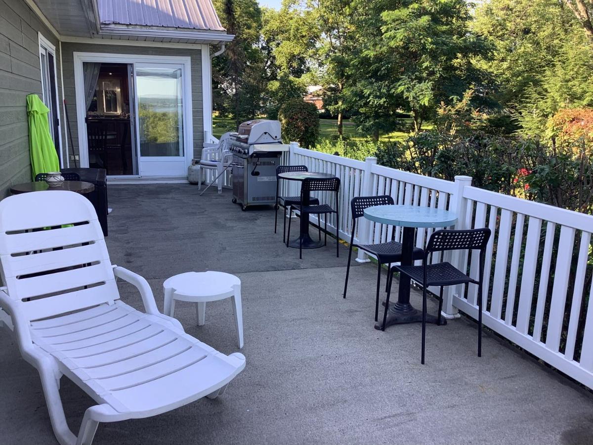 Les Saisons Du Fleuve Bed and Breakfast Lotbiniere Buitenkant foto