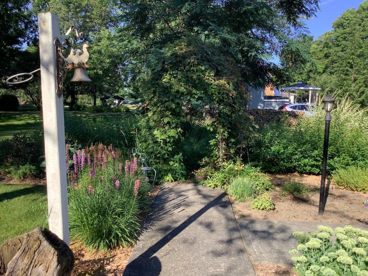 Les Saisons Du Fleuve Bed and Breakfast Lotbiniere Buitenkant foto